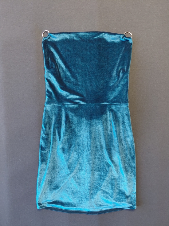 Fashion Nova Dresses & Skirts - New Fashion Nova Bringing Glory Velvet Mini Dress Size Large